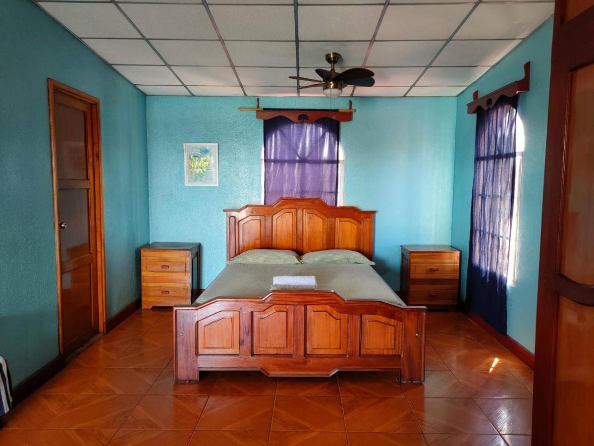 Casa Robles - Room Close To Airport #2 マナグア エクステリア 写真
